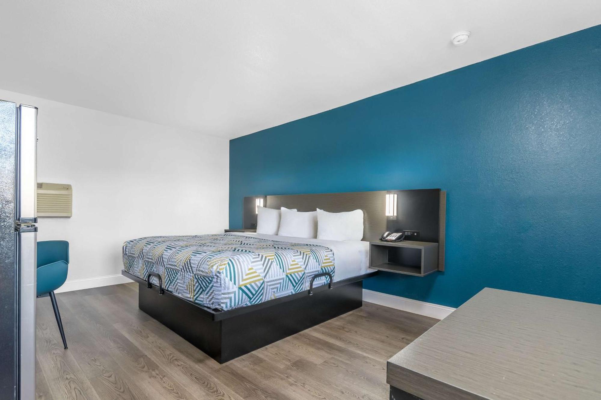 Studio 6 Suites Madera, Ca Yosemite Eksteriør billede